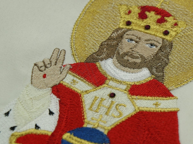 Chasuble romaine "Christ le roi" R468-CZ25